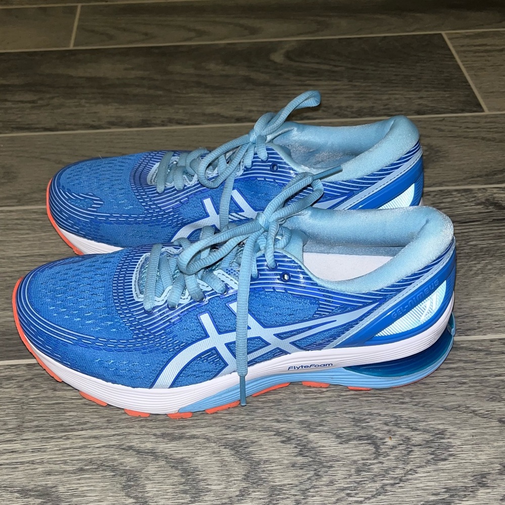 Asics Gel-Nimbus 21 Blue Sneakers Size 7